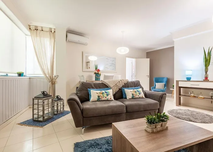 Iris - Minho's Guest Braga